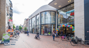 De nieuwe hoofdentree aan de Kerkstraat