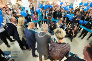 De openingshandeling van Primark Hilvertshof