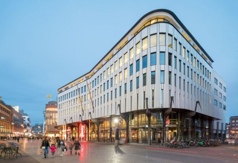 NIKE opent nieuwe winkel in Sijthoff City in Den Haag