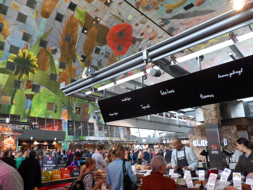 Miljoen bezoekers voor Markthal Rotterdam