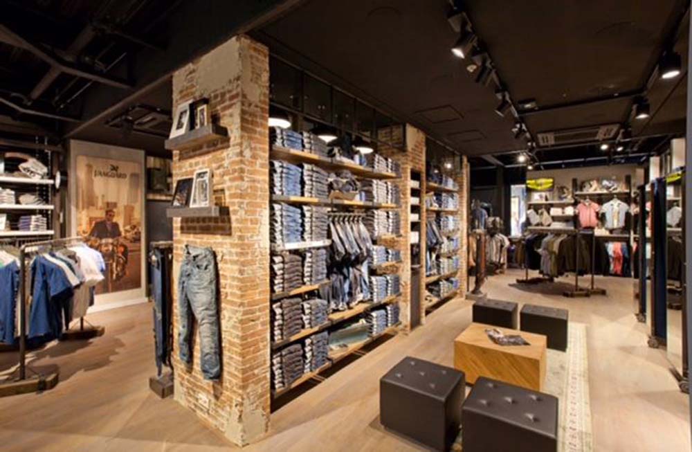 Herenkledingzaak Just Brands opent in Stadshart Amstelveen