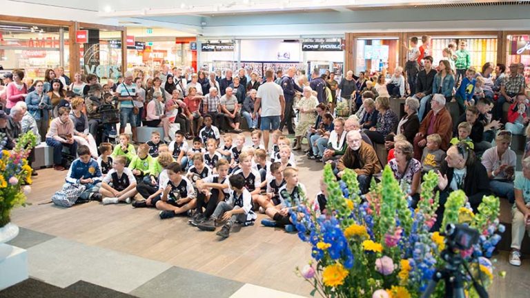 Wereldhave viert feestelijke heropening van winkelcentrum Koningshoek in Maassluis