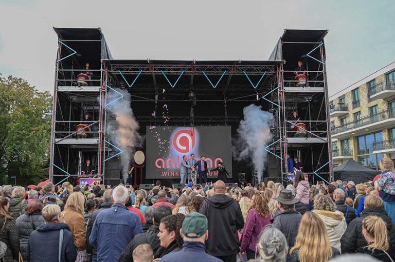 VIDEO: Herontwikkeld winkelcentrum Anklaar in Apeldoorn geopend