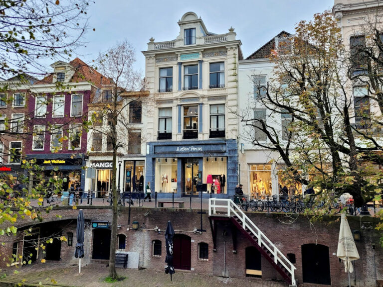 a.s.r. real estate koopt stadskasteel aan de Oudegracht in Utrecht