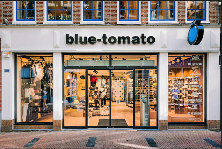 Blue Tomato huurt in Grote Houtstraat Haarlem