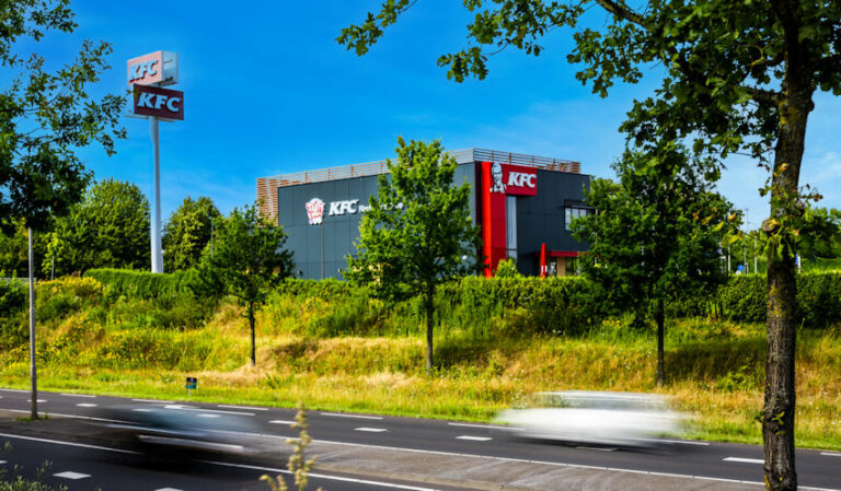 Multi Corporation investeert met aankoop KFC Sittard opnieuw in fastfoodlocatie
