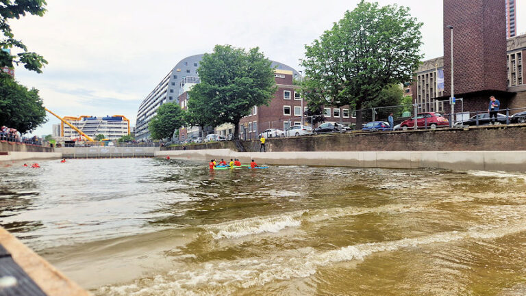 Surfattractie Rif 010 is een mooi voorbeeld van retailtainment in de binnenstad