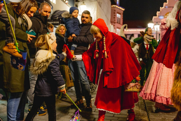 Samenwerking Designer Outlet Roermond en Efteling in winterprogrammering